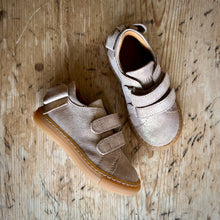  Toddler Bow Sneaker - Rose Glitter Suede