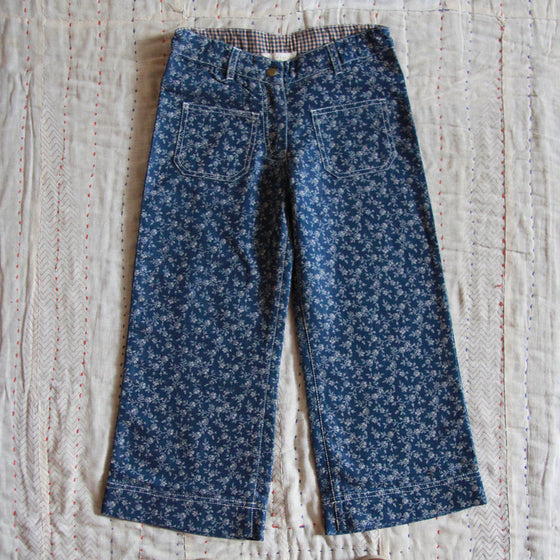 BONJOUR PANTS Blue denim flower print