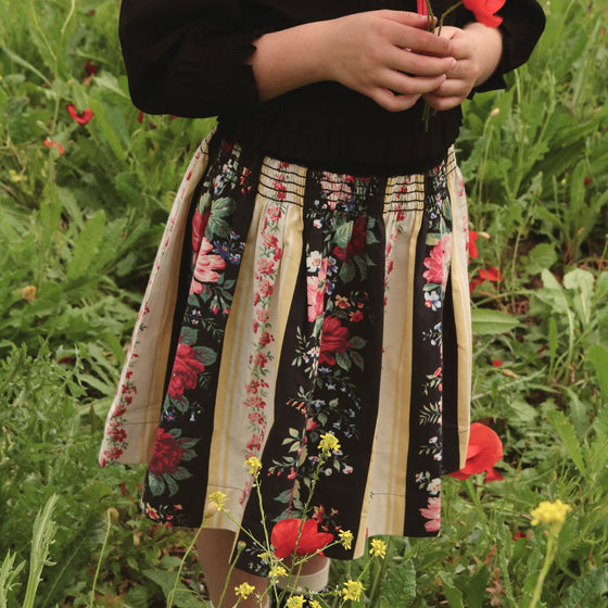 Bonjour Skirt black flower print