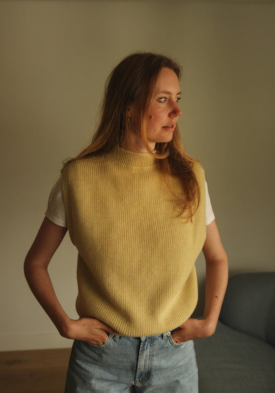 Adult Vest Helle - Light Yellow