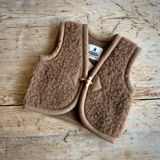 Wool Teddy Fleece Baby Gilet - Camello