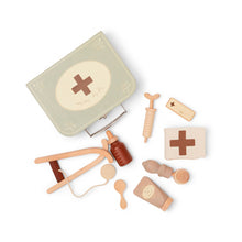  KONGES SLOJD WOODEN DOCTOR SET