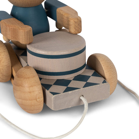 KONGES SLOJD WOODEN MUSICAL PULL ALONG BEAR