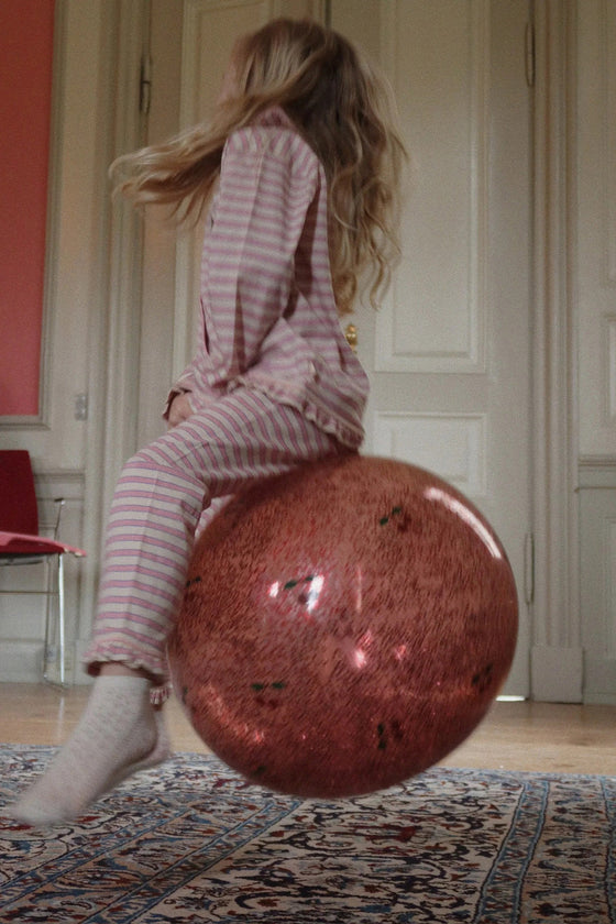 Konges Slojd GLITTER JUMP BALL CHERRY