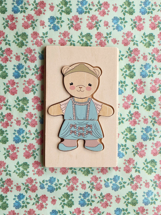 Konges Slojd WOODEN TEDDY DRESS UP PUZZLE DUSTY PINK