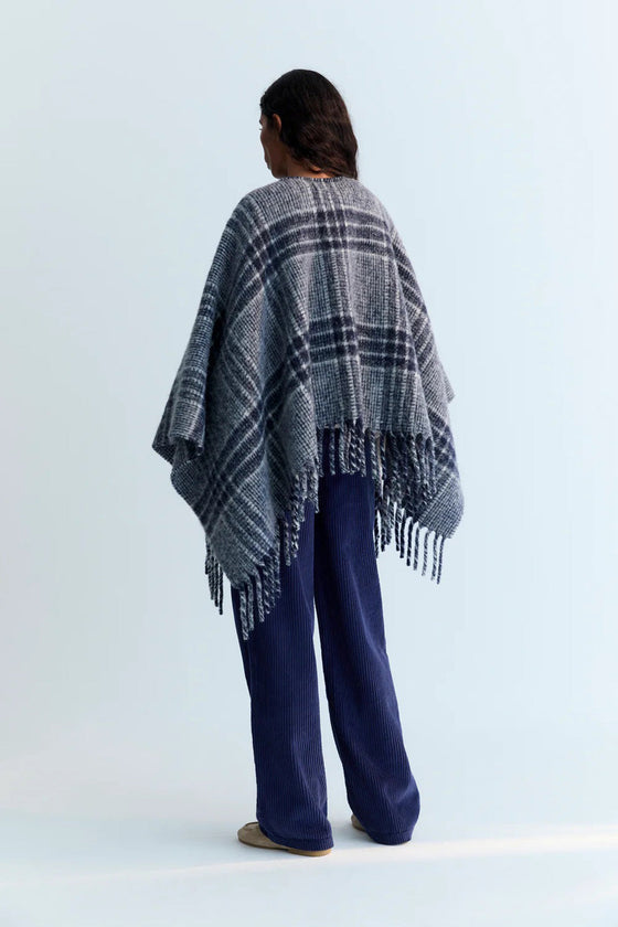 The New Society Brisa Woman Poncho