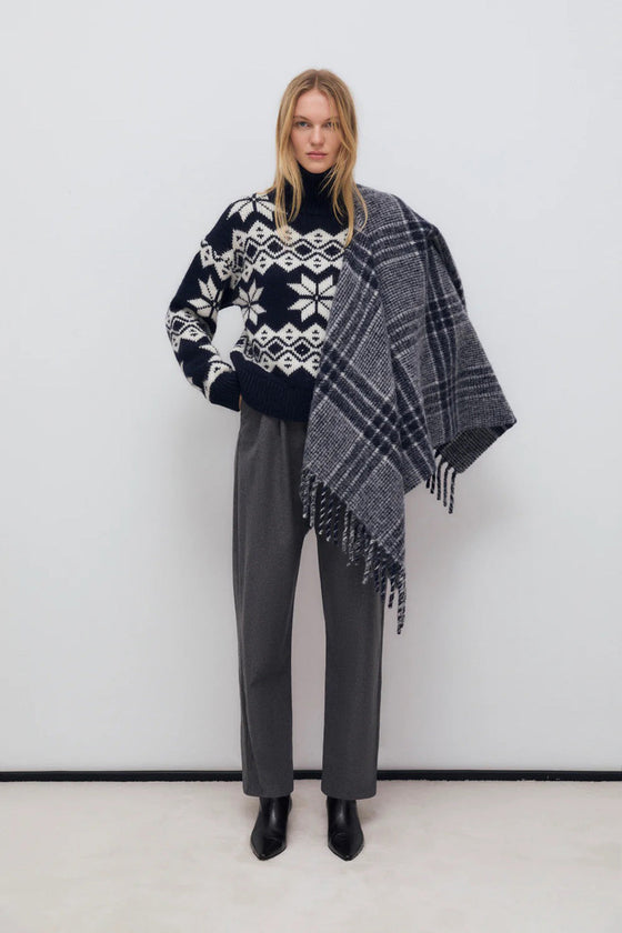 The New Society Neriana Woman Jumper