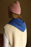 hvid Triangle scarf Josephina Cobalt Blue