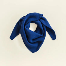  hvid Triangle scarf Josephina Cobalt Blue