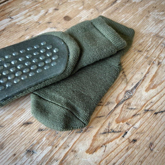 Wool socks anti slip - Ivy Green