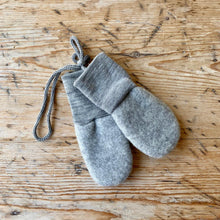  Engel Organic Wool Fleece Baby Mittens - Light Grey