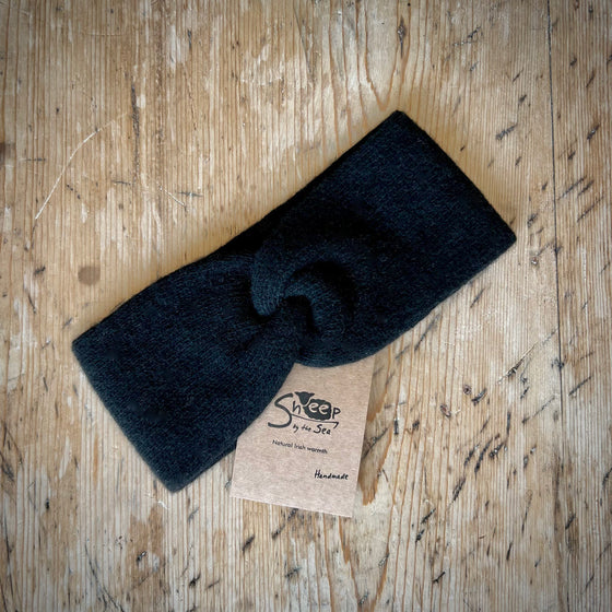Sheep by the Sea Cashmere Merino Wool Twist Headband Black